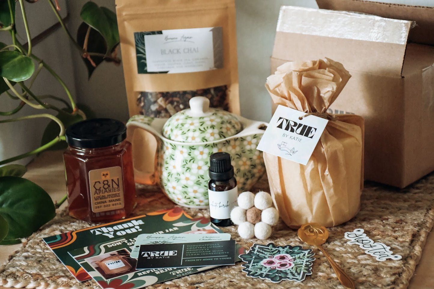 Customizable Gift Set | Personalized Surprise or Curated Themes | Perfect for Special Occasions