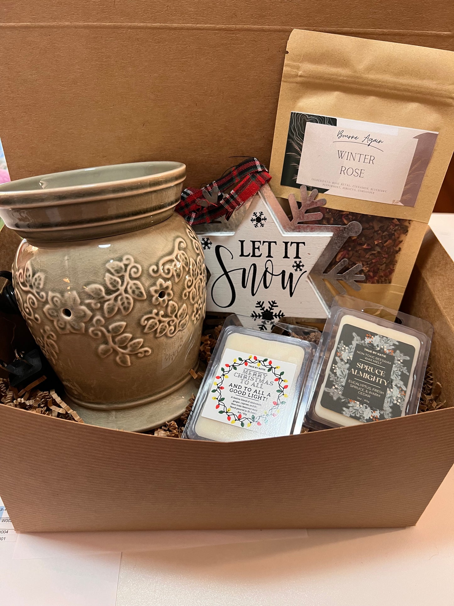 Customizable Gift Set | Personalized Surprise or Curated Themes | Perfect for Special Occasions