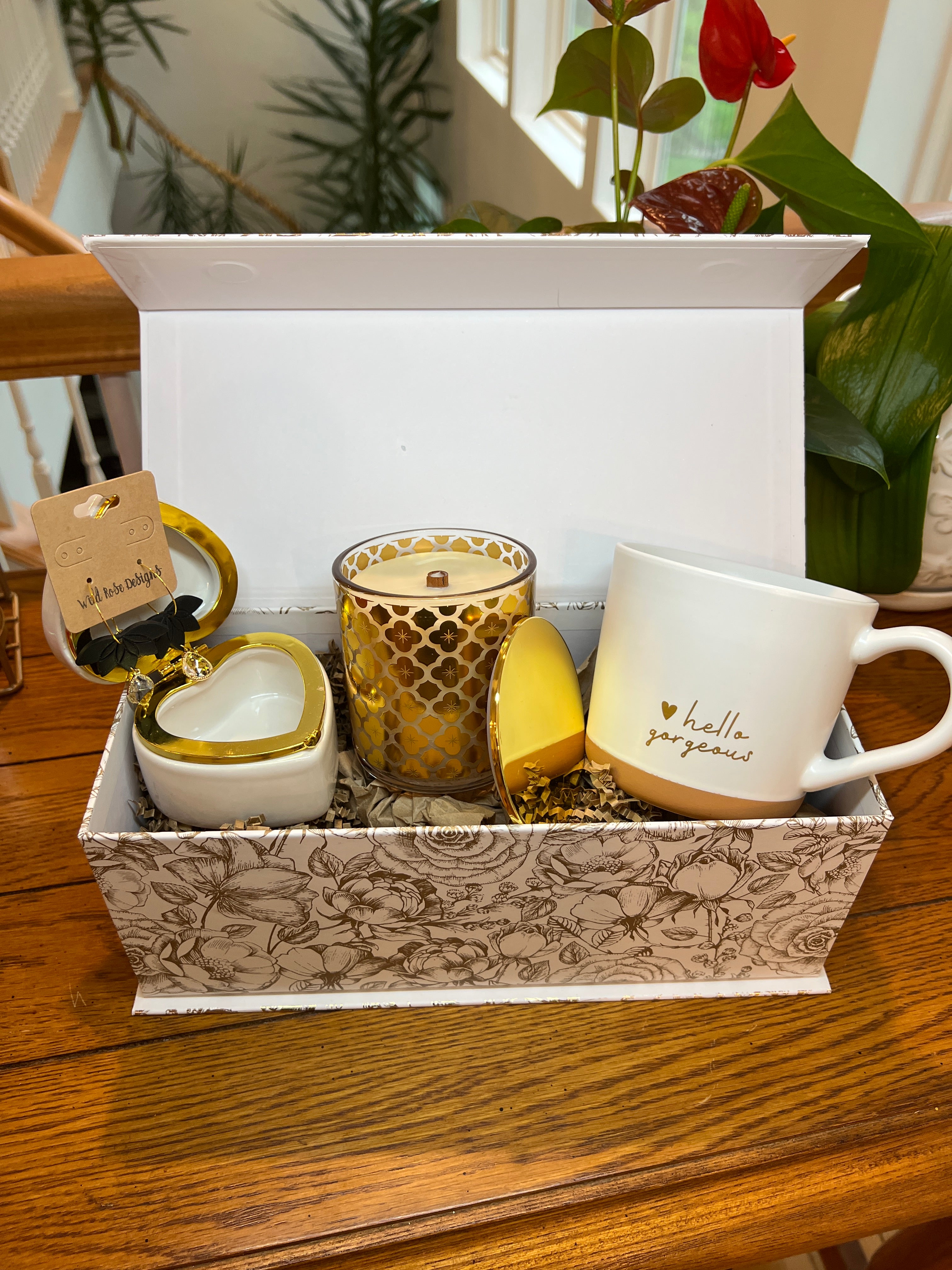 Hello, Gorgeous – Gold Luxe Gift Box