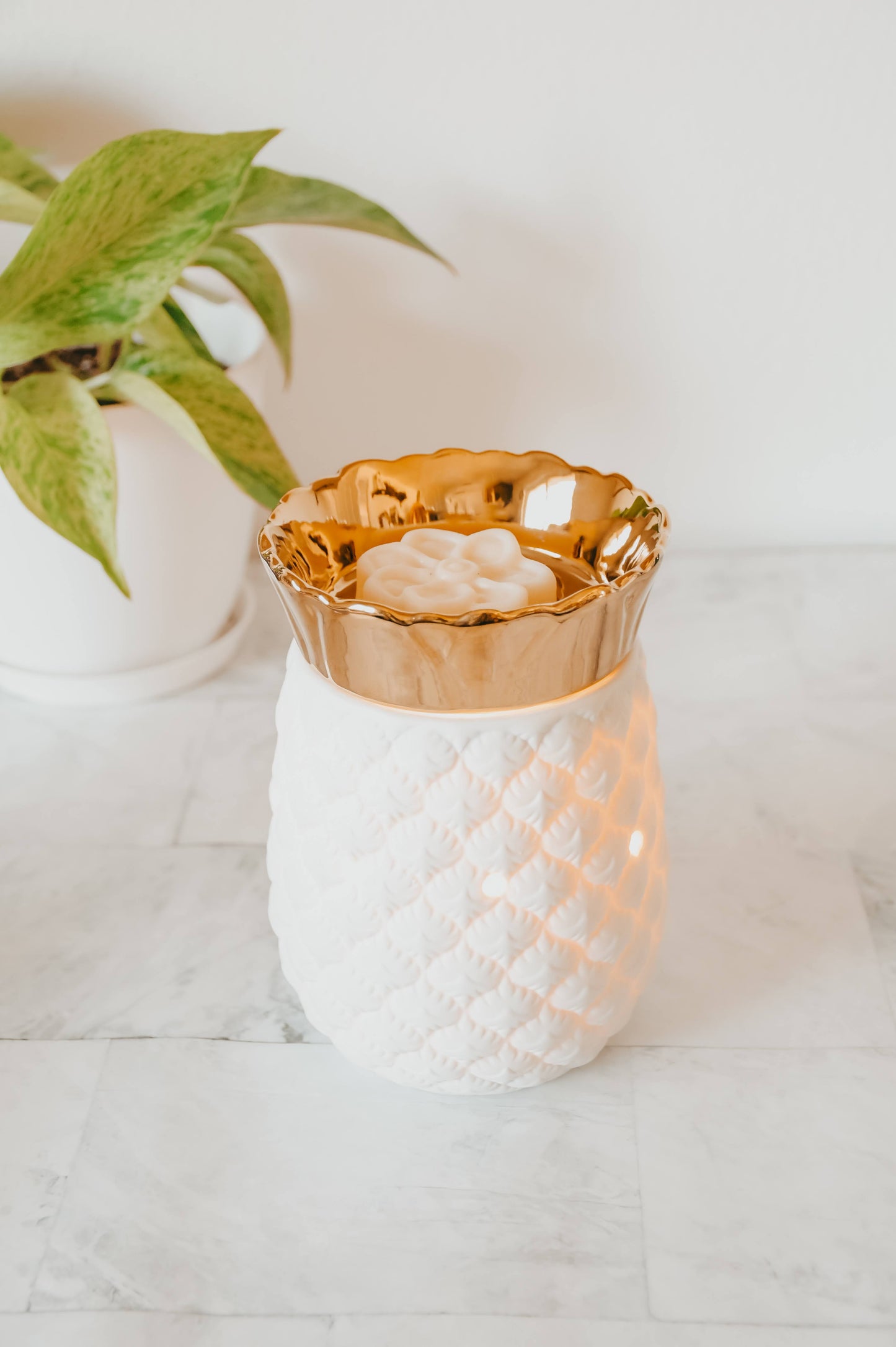 Golden Pineapple Wax Warmer