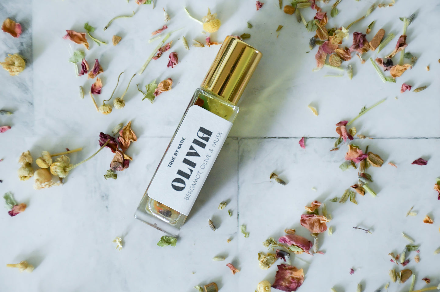 The Girls Are Rolling – Perfume Rollers