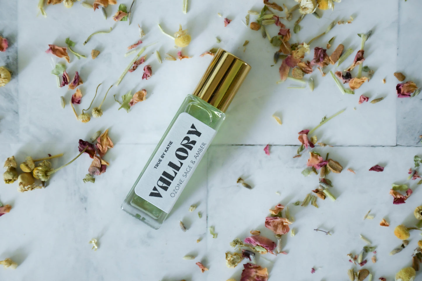 The Girls Are Rolling – Perfume Rollers