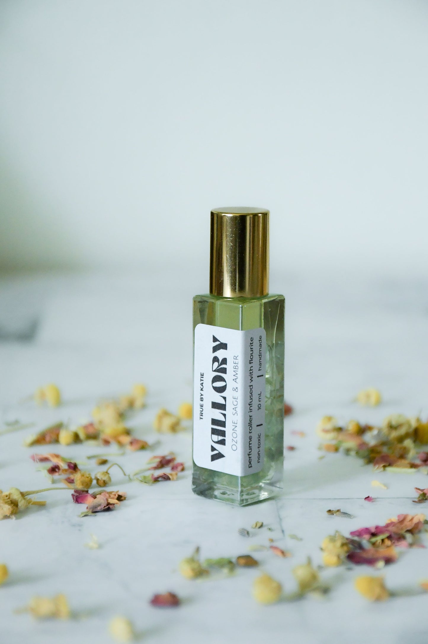 The Girls Are Rolling – Perfume Rollers