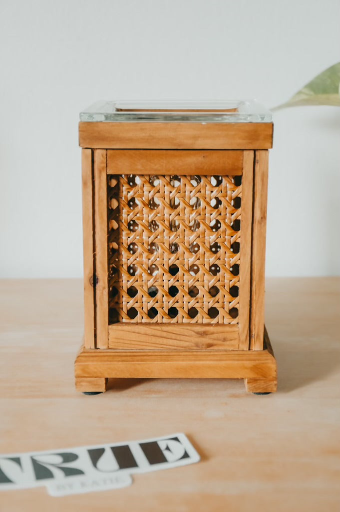 Wood & Cane Vintage Style Illumination Fragrance Warmer