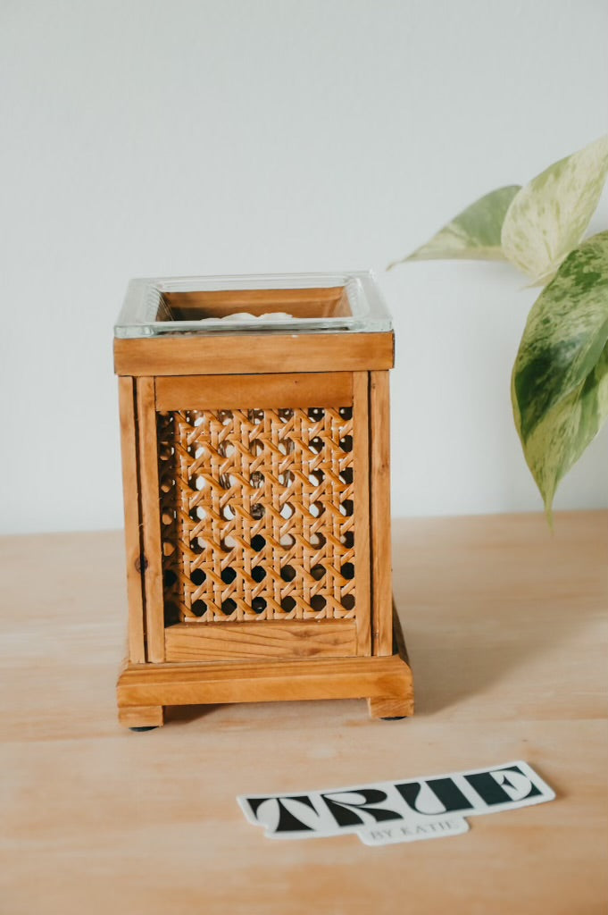 Wood & Cane Vintage Style Illumination Fragrance Warmer