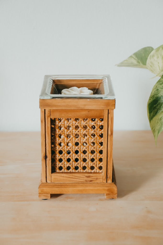 Wood & Cane Vintage Style Illumination Fragrance Warmer