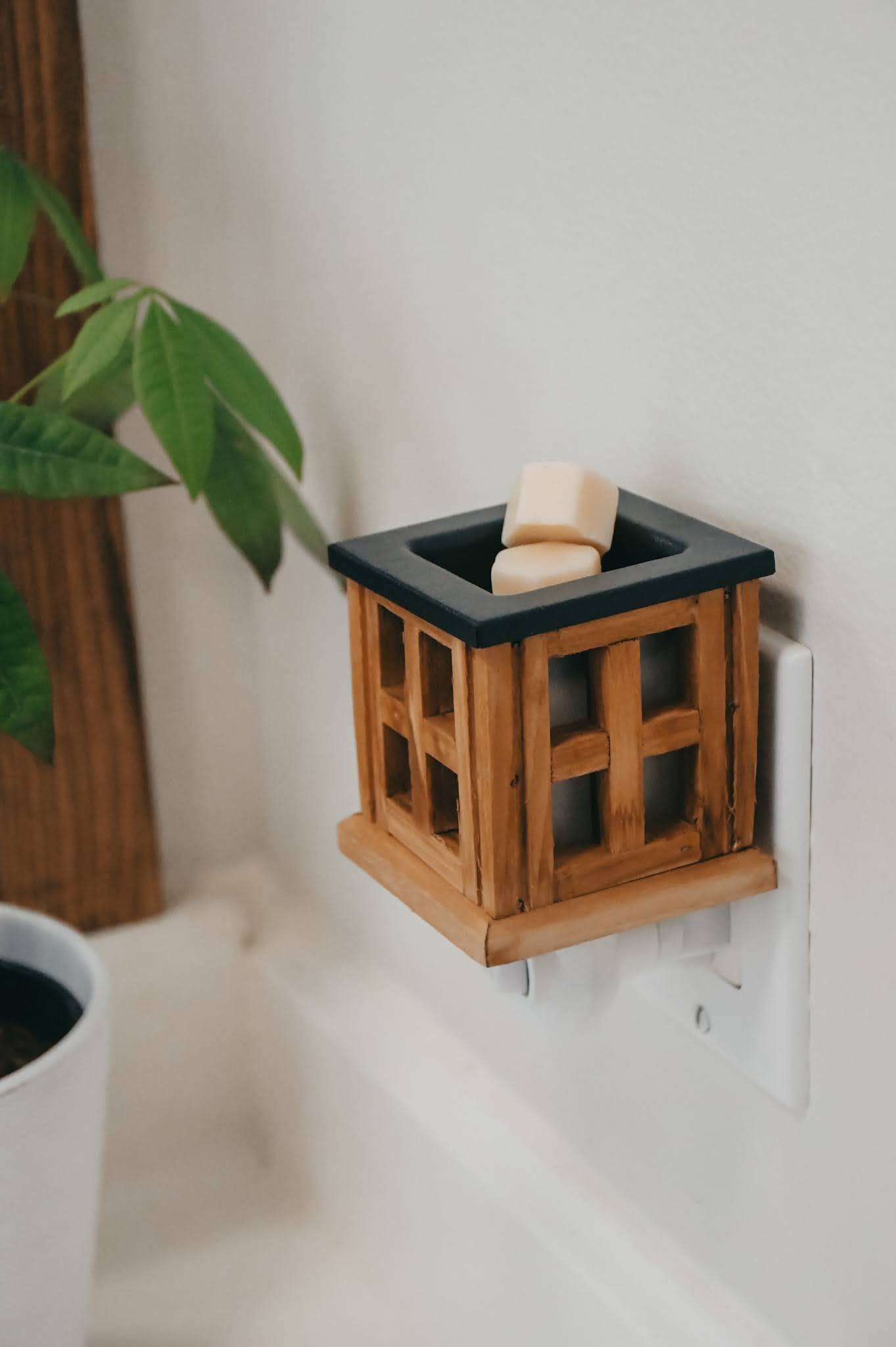 Pewter Walnut Midsize Illumination Fragrance Warmer