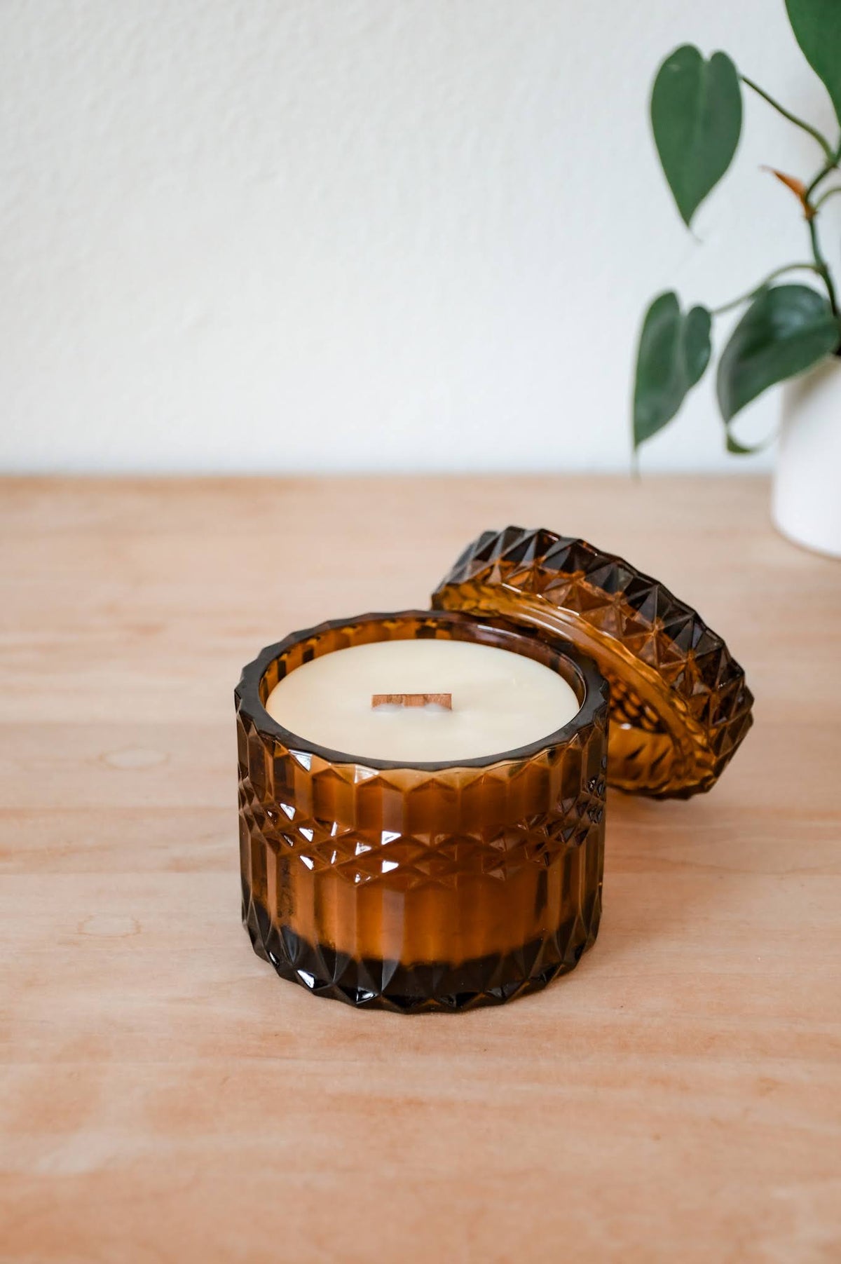 Sugar Sugar Refillable Candle