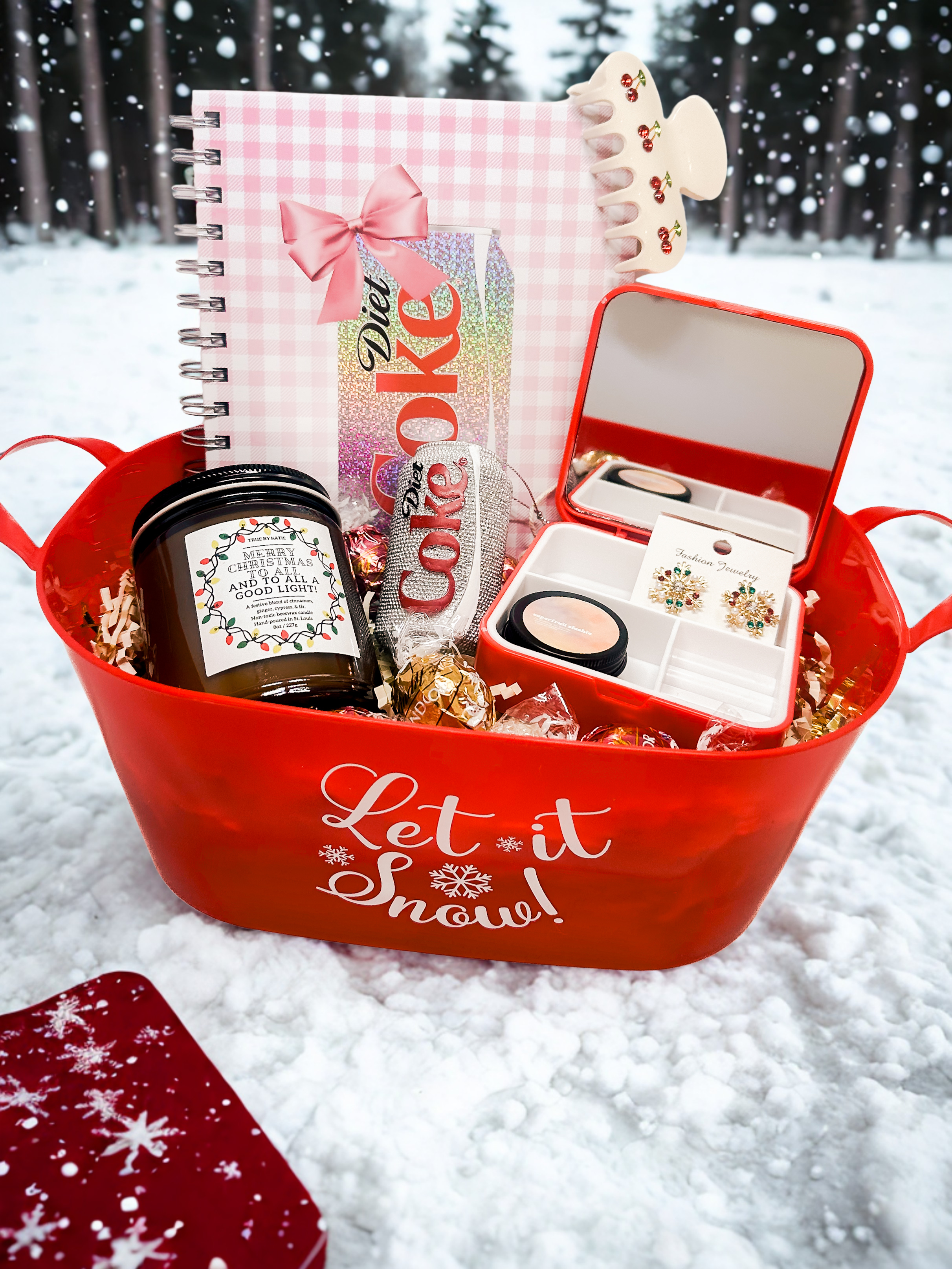 The Ultimate Diet Coke Lover’s Holiday Set