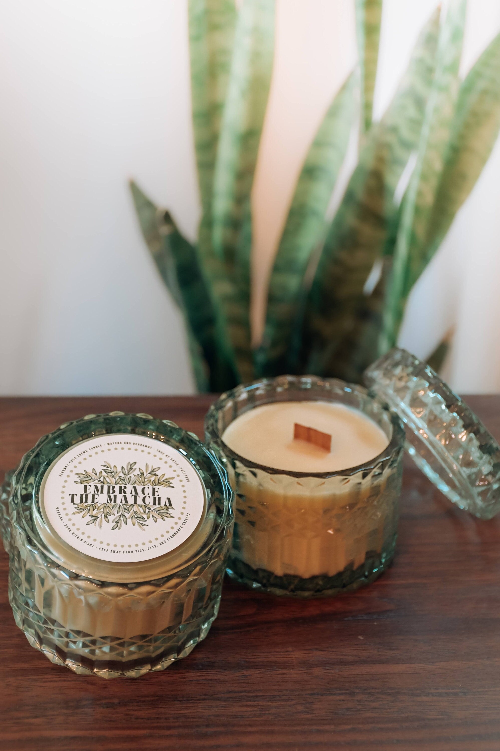 Embrace the Matcha | Beeswax Candle | Wood Wick | 7oz Luxury Glass Jar + Lid | Non-Toxic Scented Candle | Matcha and Bergamot Scent