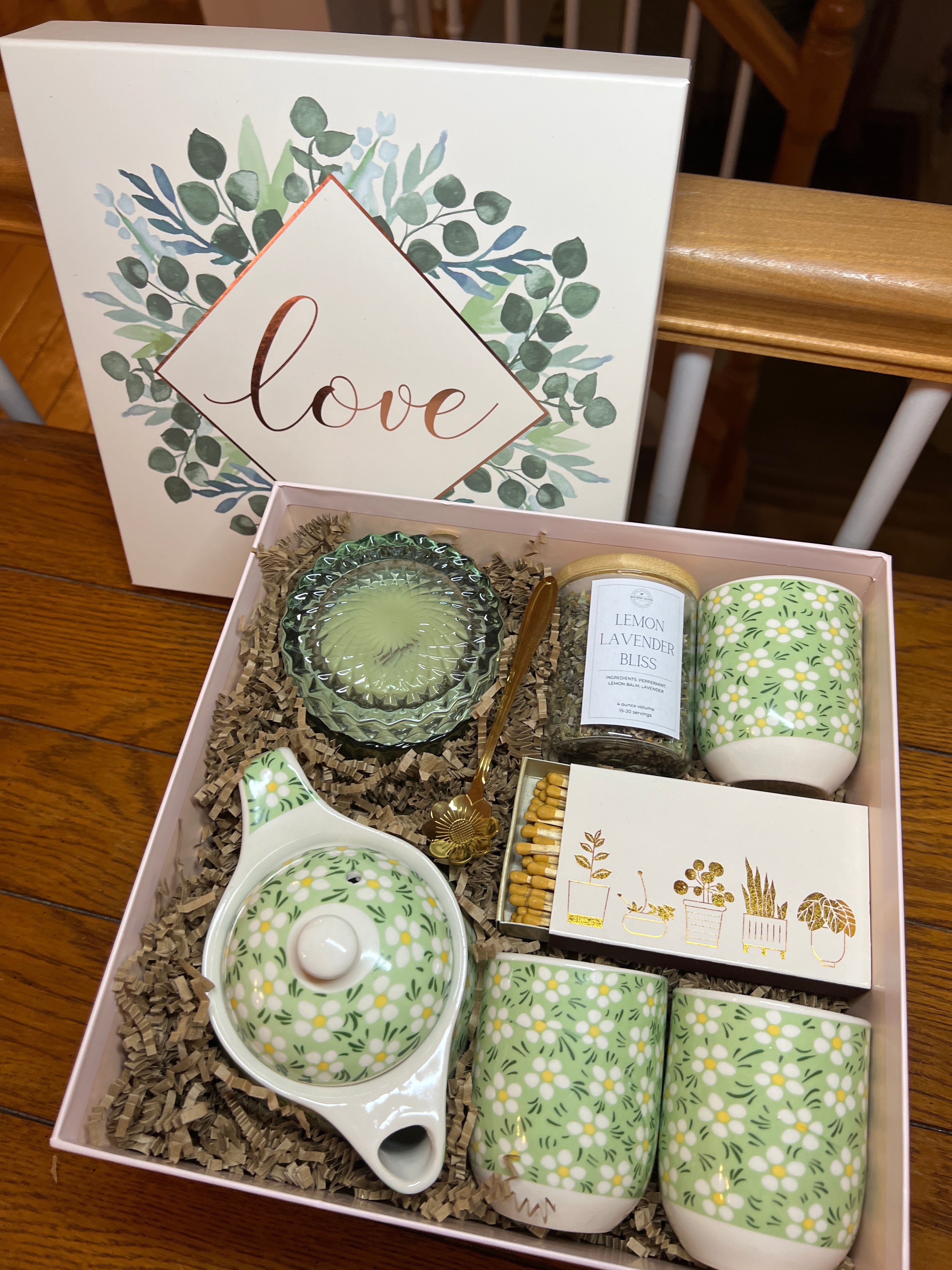 Embrace the Glow – Tea and Candle Gift Set