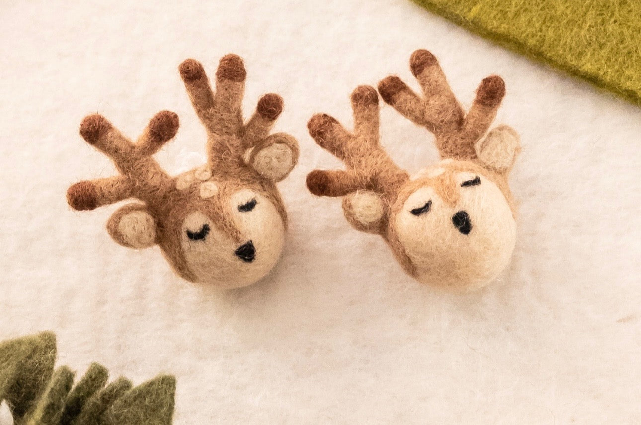 Deer-Shaped Car Vent Diffuser with Clip